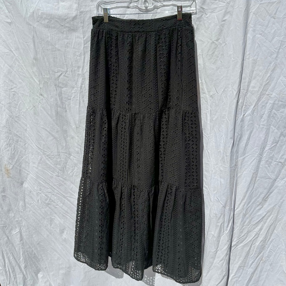 Black Tiered Eyelet Midi Skirt Elastic Waist Line
